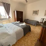 Del Viaggiatore Sarzana