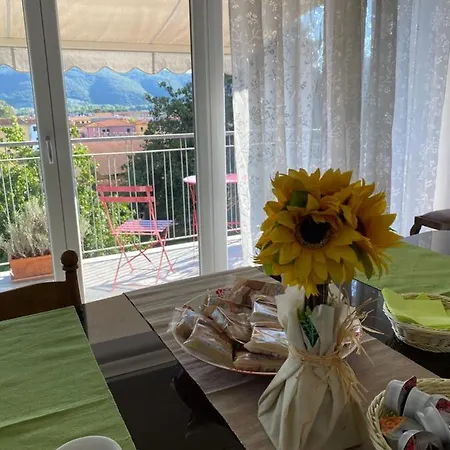 Del Viaggiatore Couette-café Sarzana