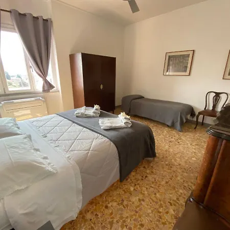 Del Viaggiatore 萨尔扎纳