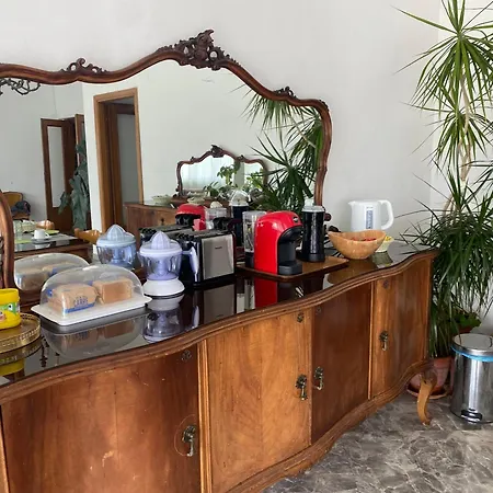 Del Viaggiatore Sarzana