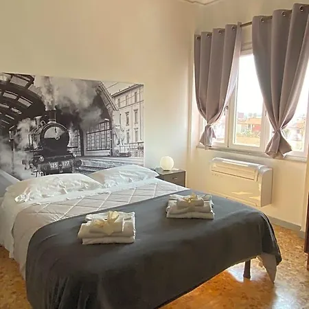 Del Viaggiatore Nocleg ze śniadaniem Sarzana