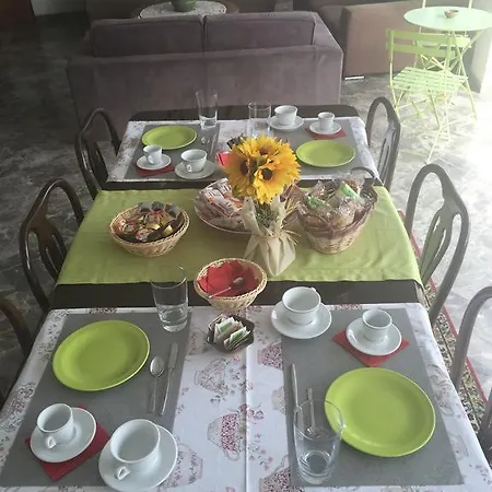 Del Viaggiatore Sarzana